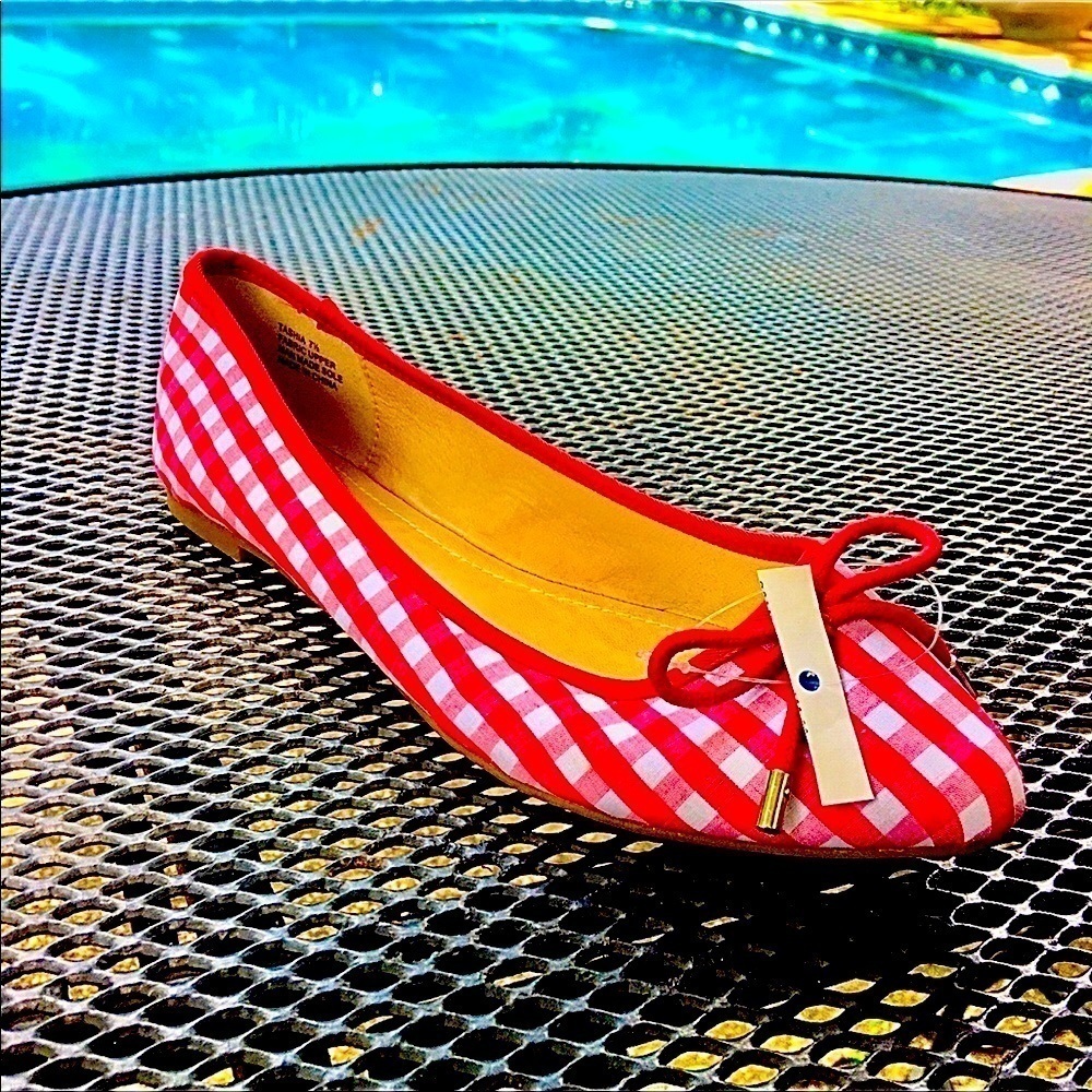 ZIGI SOHO TASHIA NEW WITH TAG WOMENS FLATS SIZE 7 1/2